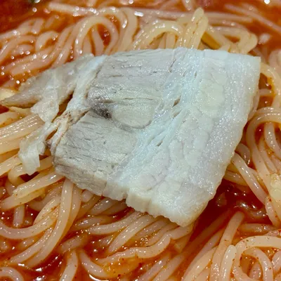 국대밀면 - 특미 한 그릇에 맛보기수육까지 챙겨주는 곳